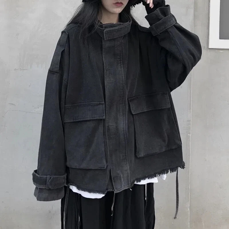 GIDYQ Black Vintage Denim Jacket Women Y2k Streetwear Big Pocket Loose Jean Coat Fashion Tassel All Match Cargo Short Outwear