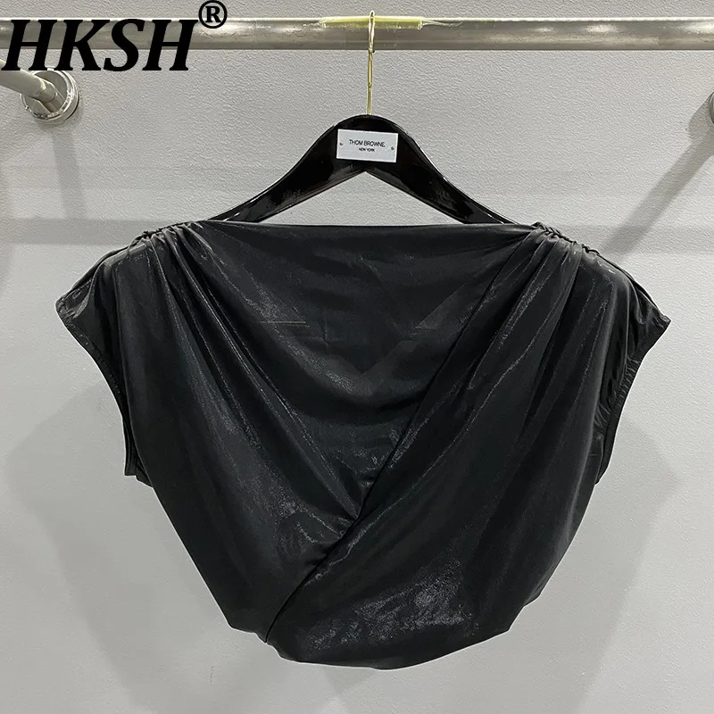 HKSH 2026 Summer New Women Short Vest Solid Color Backless Twist Irregular Design Sleeveless T-shirt Dark Sexy Tank Tops HK18052
