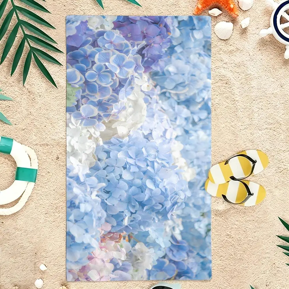 Soft Watercolor Fresh Hydrangea Towel Microfiber soft Beach Towel for Travel Fitness Sauna Bathing Camping