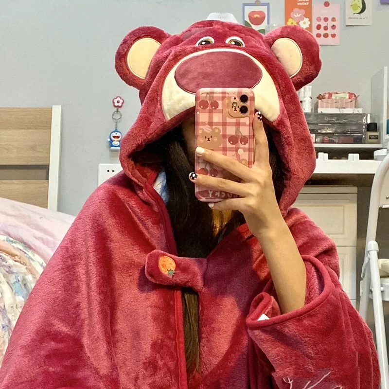 Disney Lotso Pooh Bear Anime Sweet Blanket For Women Sanrio Y2k Sleepwear Capes Warm Cloaks Hooded Trend Ponchos Cartoon Pajamas