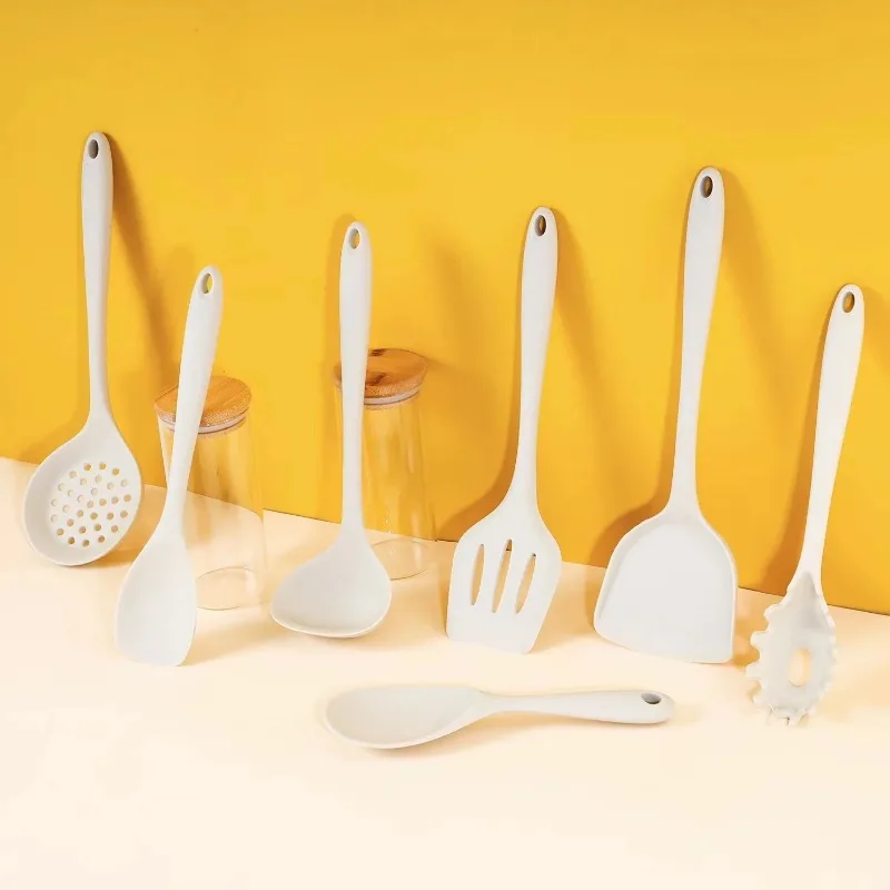 Chef Seven-piece Kitchen Spoon Kitchen Multifunctional Cooking Silicone Kitchenware Set Ivory Silicone Scraper  Kitchenaid