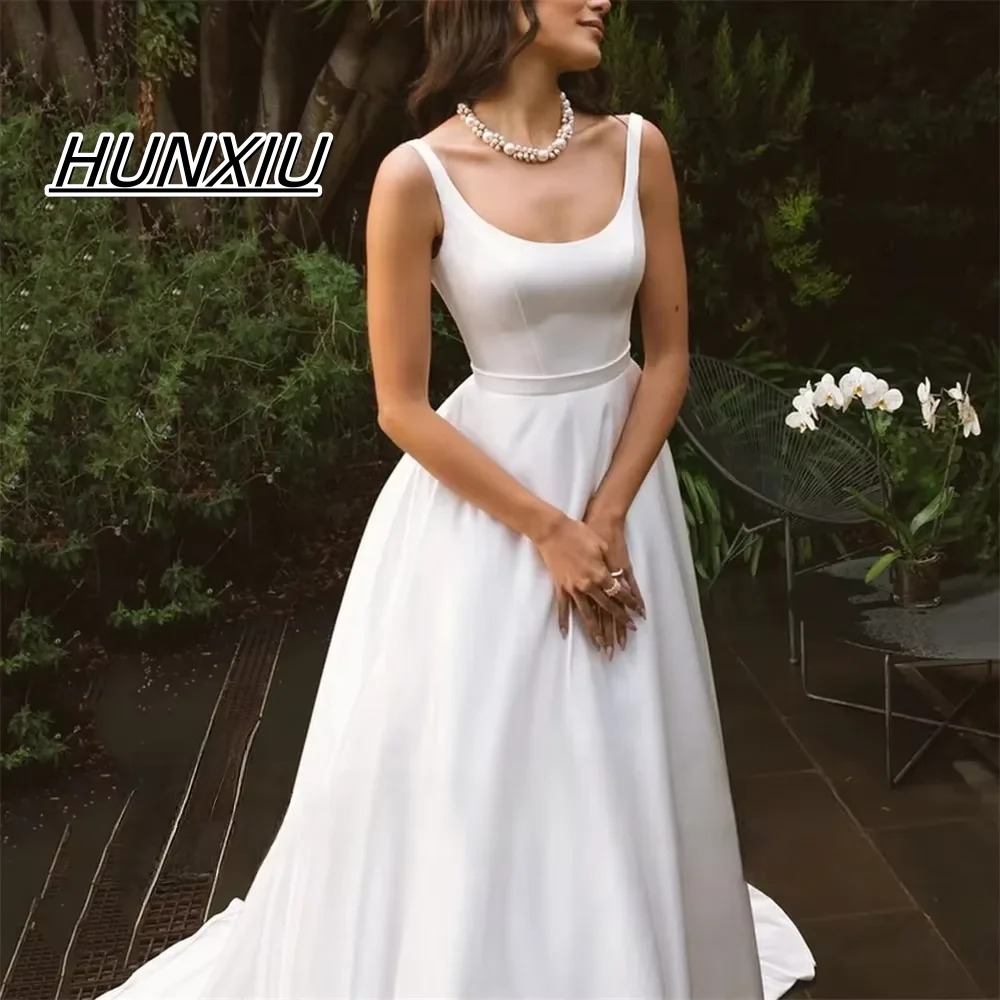 Customized Simple And Elegant Rural A-line Square Neckline Satin Wedding Dress Sleeveless Floor Length Bridal Gown