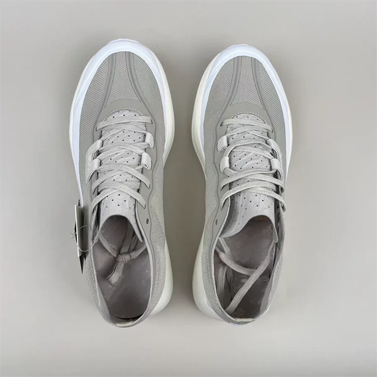 2025 New Men's Soft Sole Walking Casual Sports Running Shoes Mesh Breathable Ultra Light Shock Absorbing Women's Shoes