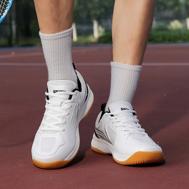남성용 고품질 배드민턴 신발 실내용 전문 운동화 탁구 및 배구 대형 사이즈 훈련용 신발