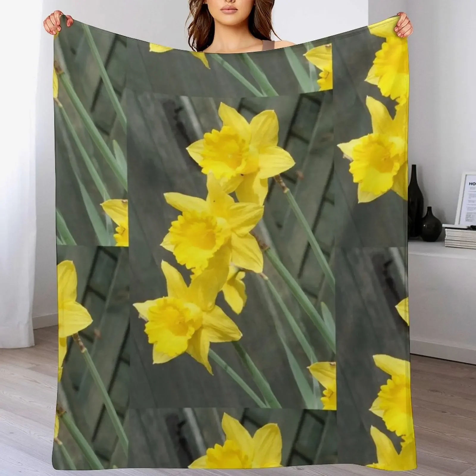 Yellow Daffodils Throw Blanket Decorative Throw Shaggy Soft Beds Blankets