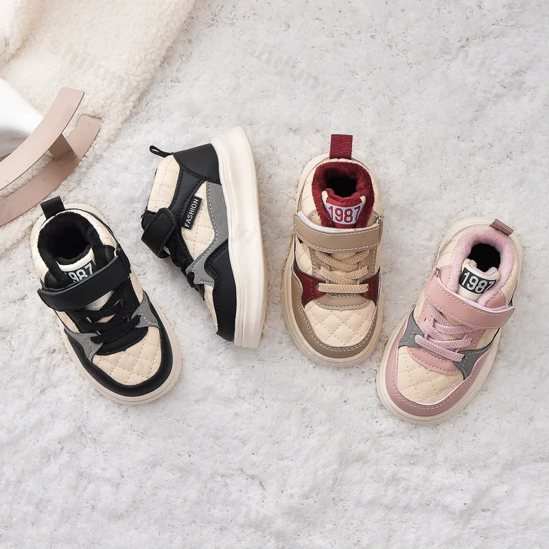 

Детские кроссовки, новые зимние плюшевые утепленные нескользящие хлопковые туфли для девочек, легкие удобные теплые туфли на мягкой подошве для мальчиков