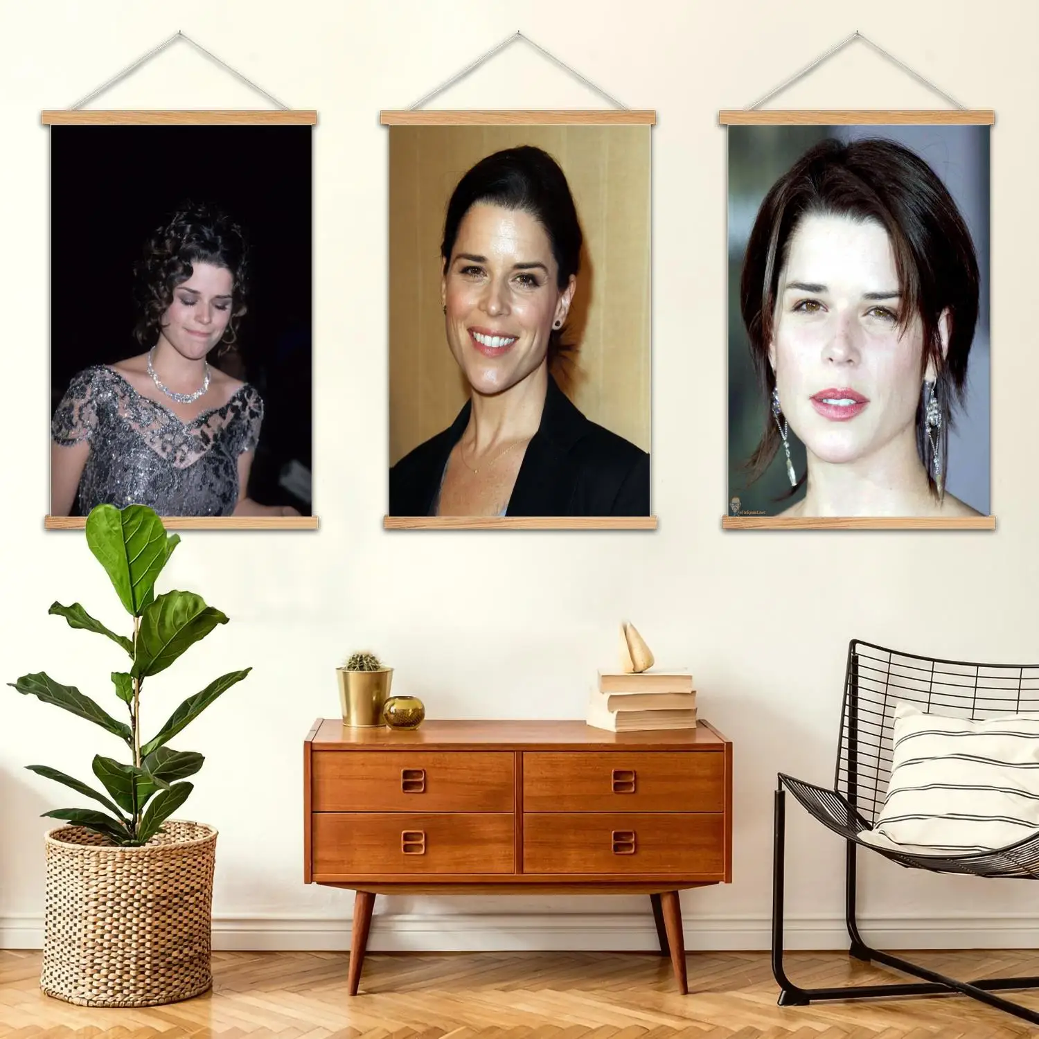 Neve Campbell Frame… - image