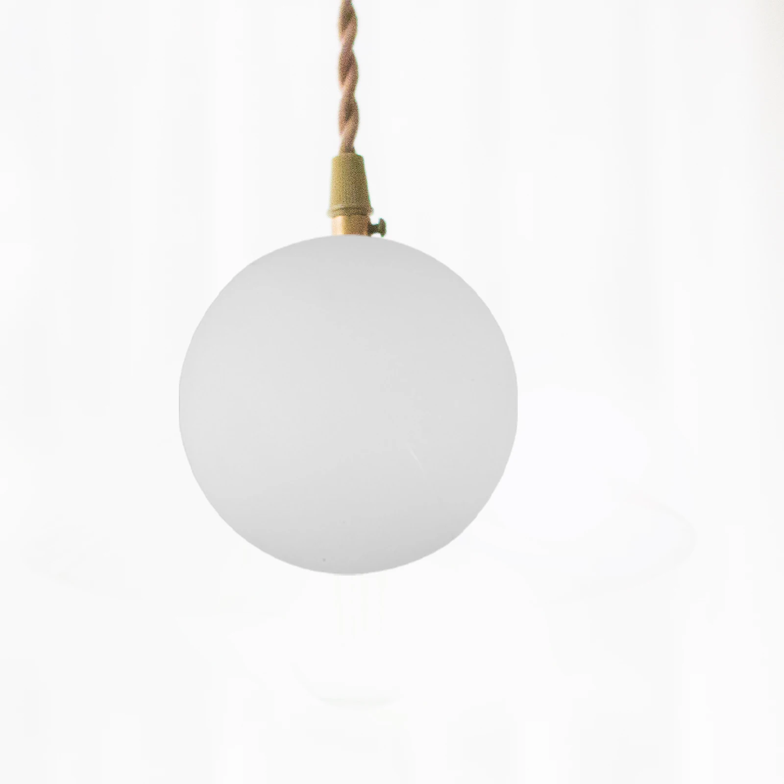 

Round Lamp Shade: White Plastic Ceiling Light Diffuser For Pendant Desk Lamp G9 Socket Small Pe Lampshade Cover For