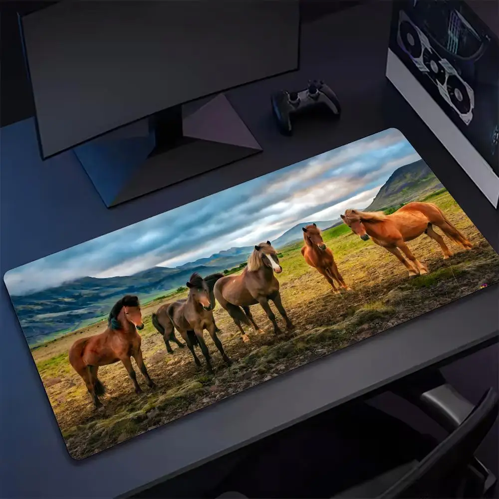 

Anime Hourse Mouse Pad Keyboard Desk Mats, Kawai Rubber, Non-Slip Desk Mat, XXL90x40cm