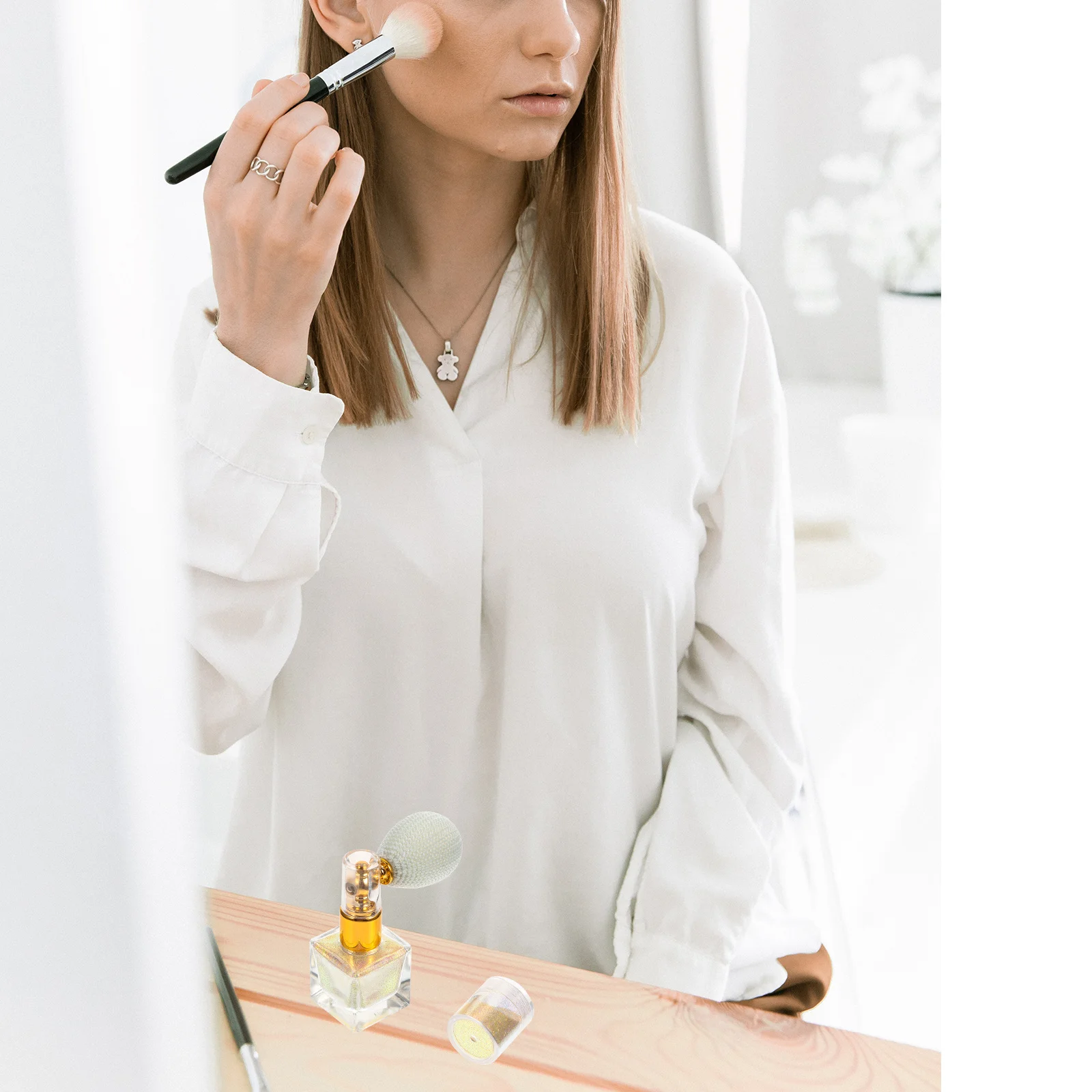 1 Zestaw Płynnego Brokatu w Sprayu z Wymiennym Wkładem do Twarzy, Ciała i Włosów, Rozświetlacz, Lekki, Przenośny Makijaż, Efekt Błyszczący