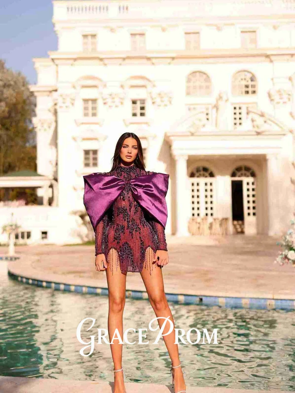 ชุดราตรี GraceProm รุ่น Bold Oversized-Bow ปี 2026 ชายกระโปรงแต่งพู่ ชุดราตรีหรูหราเหนือเข่า ชุดออกงาน