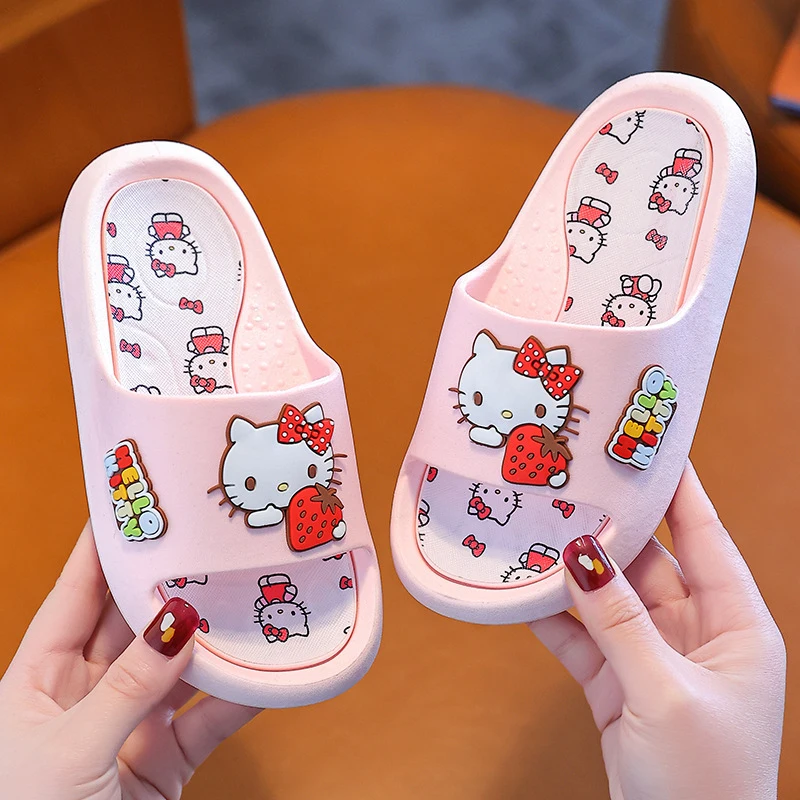 Pantoufles élégantes Hello Kitty pour parents et enfants, sandales à plateforme antidérapantes, chaussures en maille à bout fermé, adaptées à la maison et aux voyages.