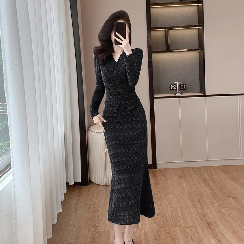 Fall Fashion Celebrity Light Luxury Temperament Lace Two Piece Set Women\'s V Neck Puff Sleeve Top+High Waist Mermaid Skirt Suits