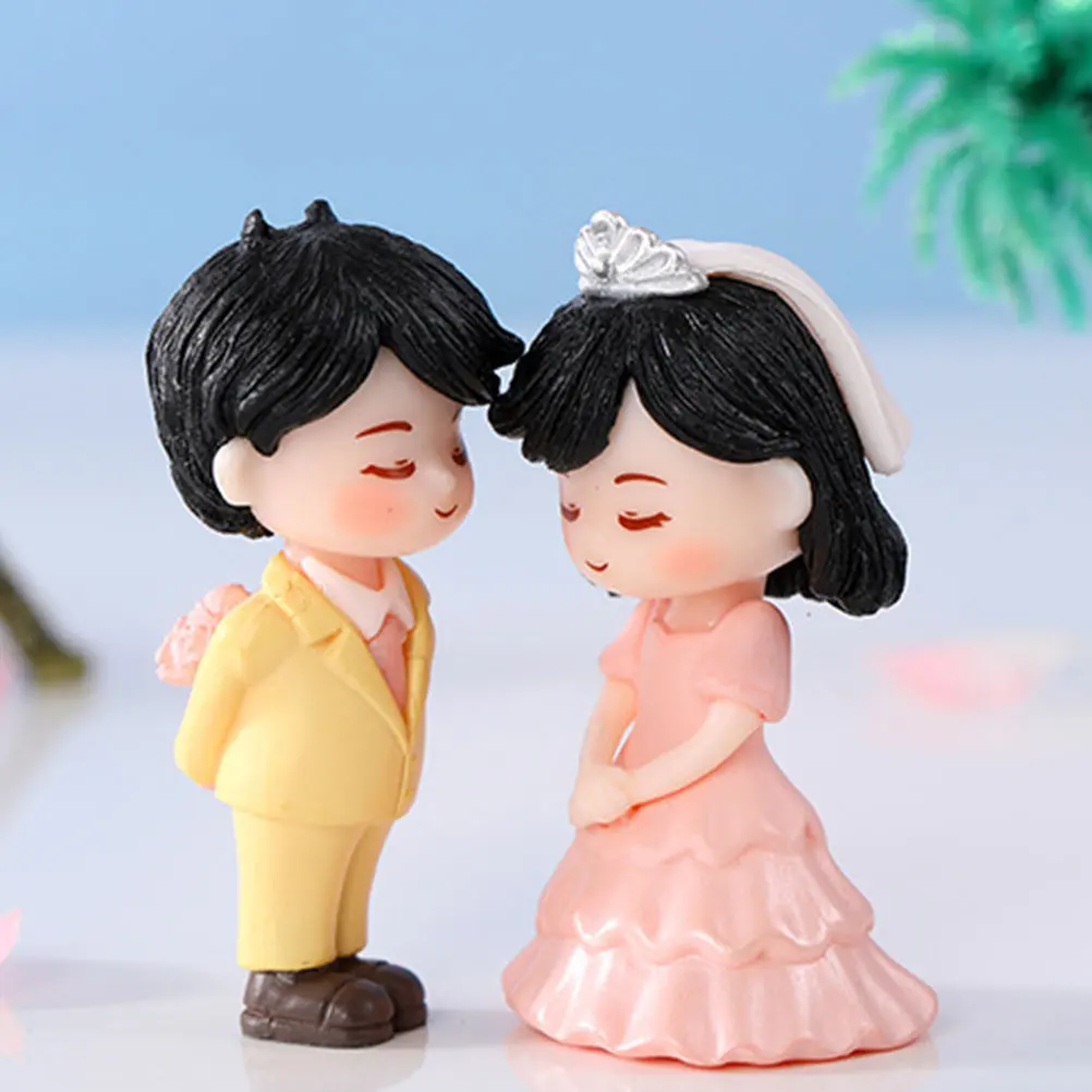 

Wedding Couple Figurines Miniature PVC naments 2 Pairs Plastic Crafts Valentines Day Decorations Bride Groom L Accessories