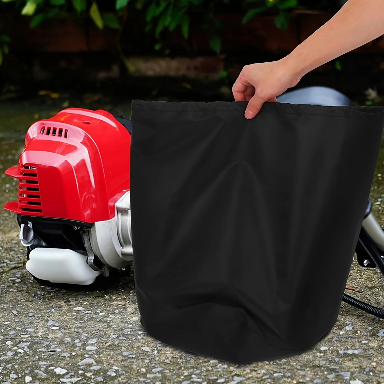 Must-Have Oxford Fabric Engine Cover, Heavy-Duty Sun & Dust Protector, Easy Installation for Lawn Mowers & Garden Equipment