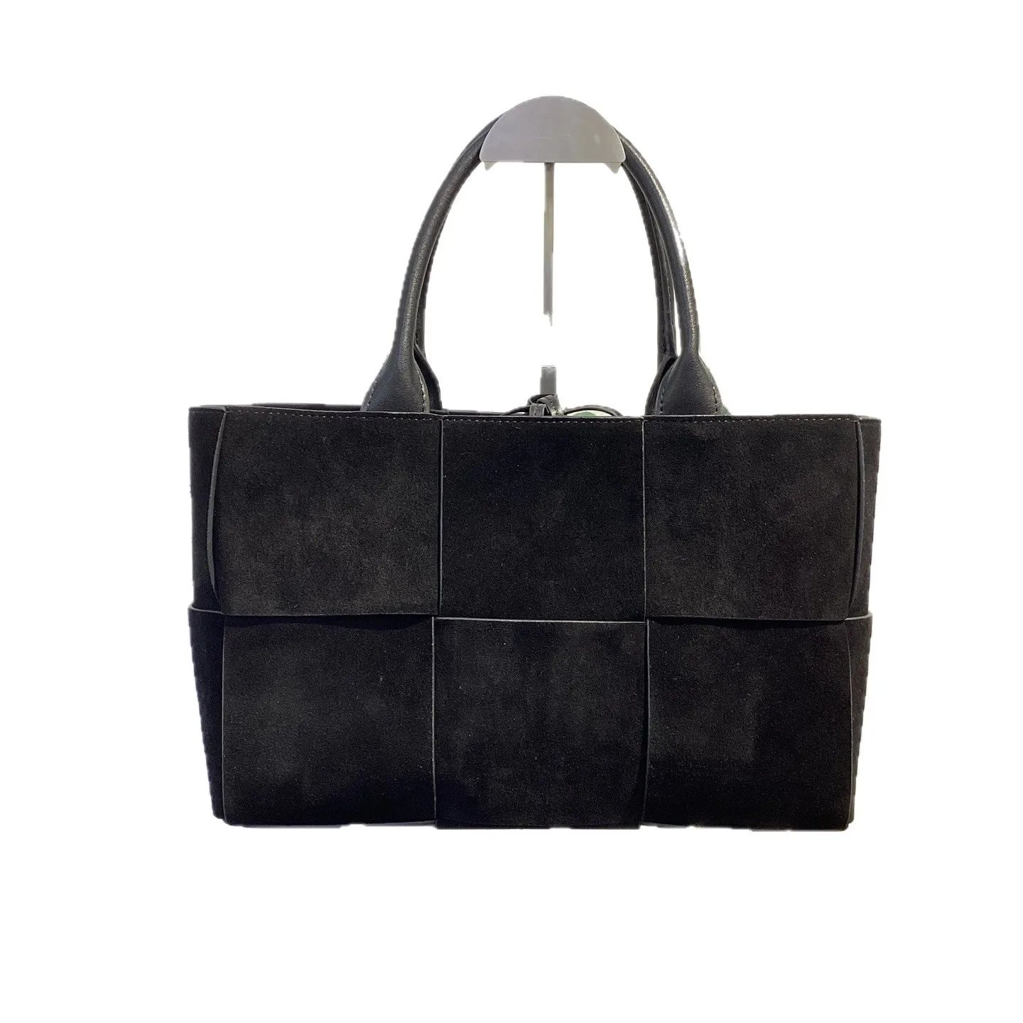 2025 New Matte Cowhide Large-capacity Tote Fashion Design Woven Handbag Women's Casual Versatile Commuter Shoulder Bag view 5