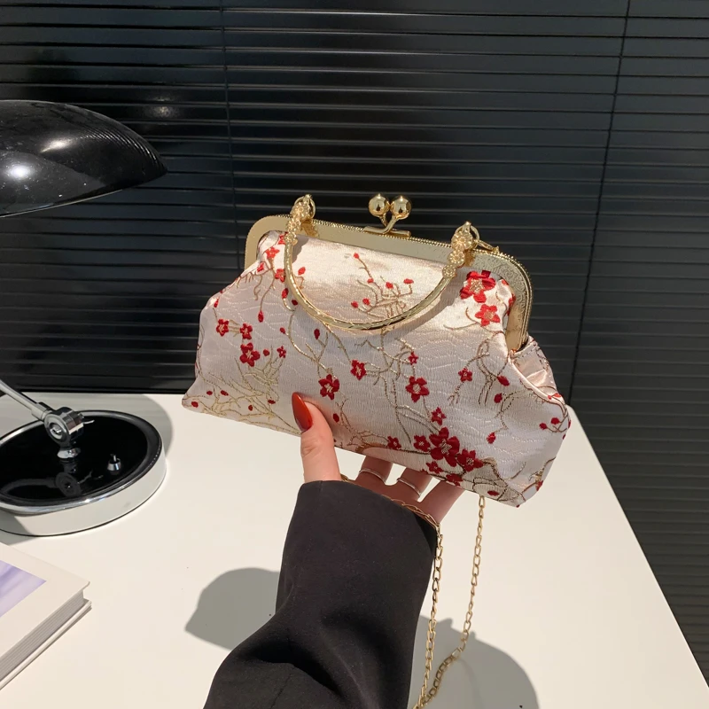 Embroidery Hasp Metallic Western Style 2025 Hot Shoulder Bag Pu Sequined Chain Handbag Trend Personality Crossbody Bag