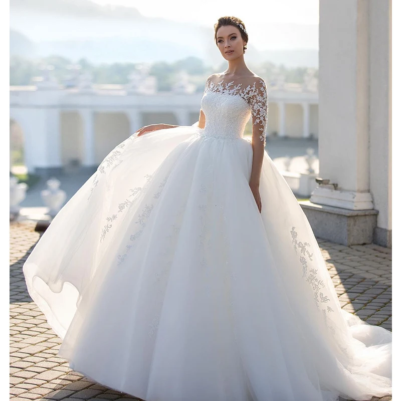 

Elegant Wedding Dress Organza With Embroidery Lace Ball Gown O-Neck Three Quarter Half Sleeve Bridal Dress Back Button Appliques