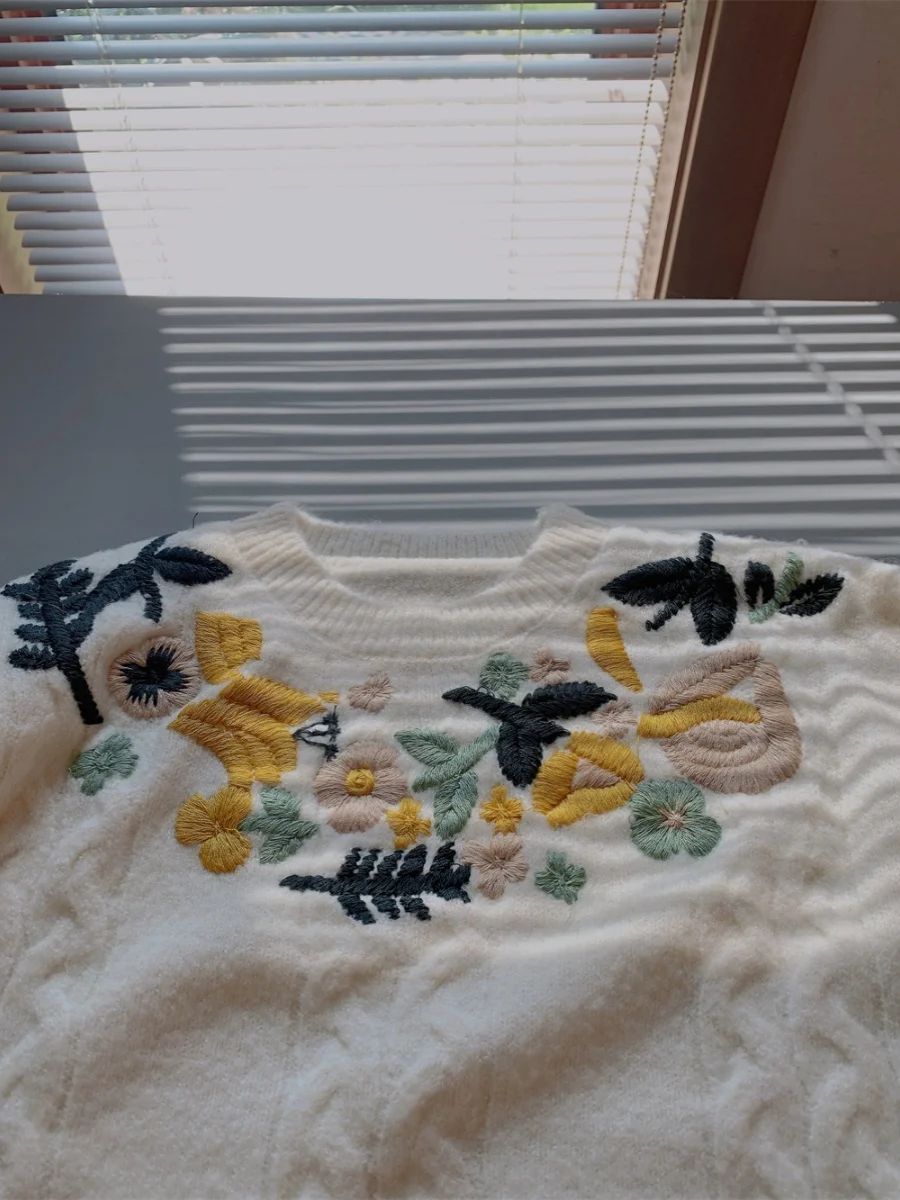 

Свободный повседневный круглый мягкий вязаный свитер с ручной вышивкой, однотонная удобная толстовка большого размера с прошивкой ручной работы