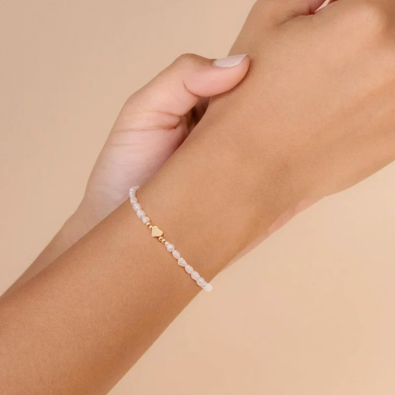14K Gold Plated Pearl Bracelets for Women, Dainty 925 Silver Pearls Beaded Chain Heart Pearl Bracelets Jewelry Gift for Women