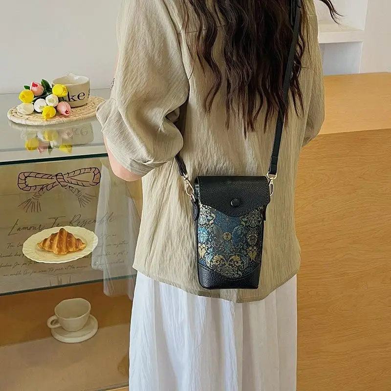 DIY Knitted Bag - Custom Retro Courtier Womens Bag - Songzhi Embroidered Crossbody Shoulder Bag - Phone Case Bag view 3
