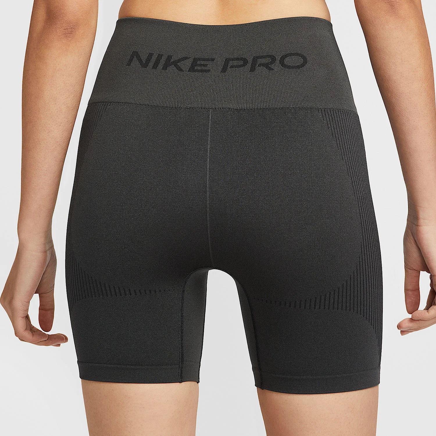 Nike Authentic Pro Dri-FIT Women's High-Waist Training Cycling Shorts IF1211-070 view 3