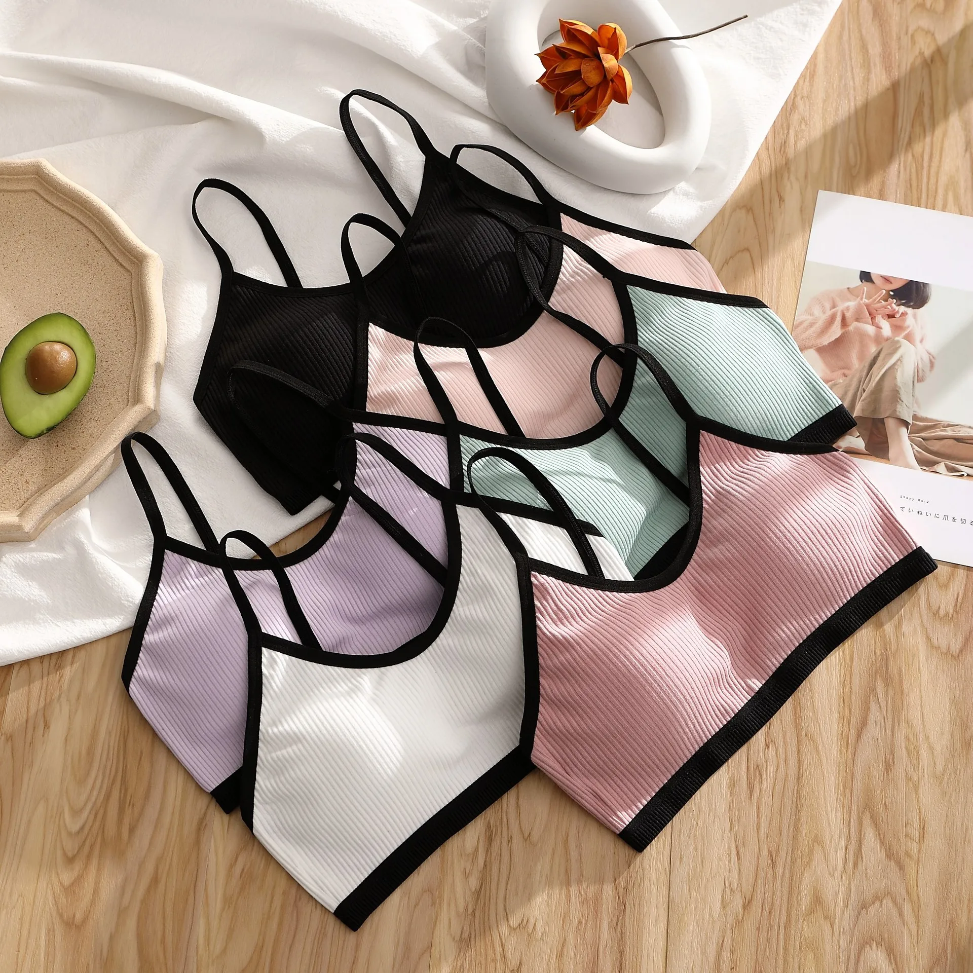 3D Sexy Lingerie Seamless Sport Bra Backless Strapless Top Bra Push Up Bralette Brassiere Women Underwear cotton girls lady