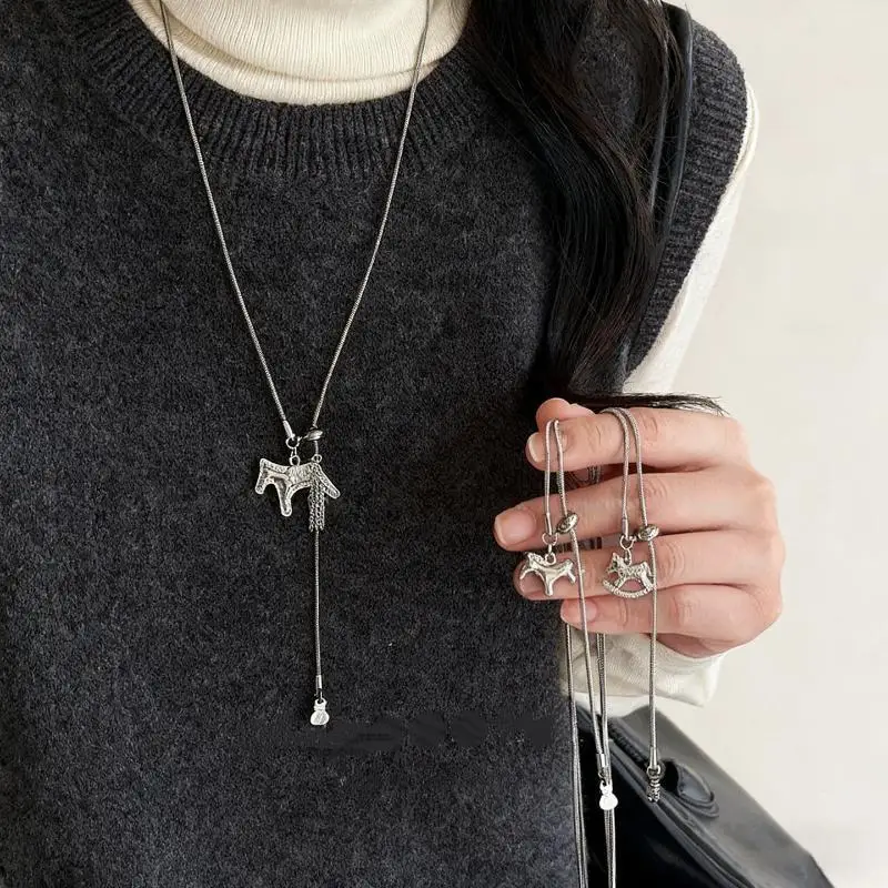 Stainless Steel Smooth Horse Pendant Necklaces For Women Pulling Tassel Snake Bone Chain Long Sweater Chain Simple Jewelry Gift