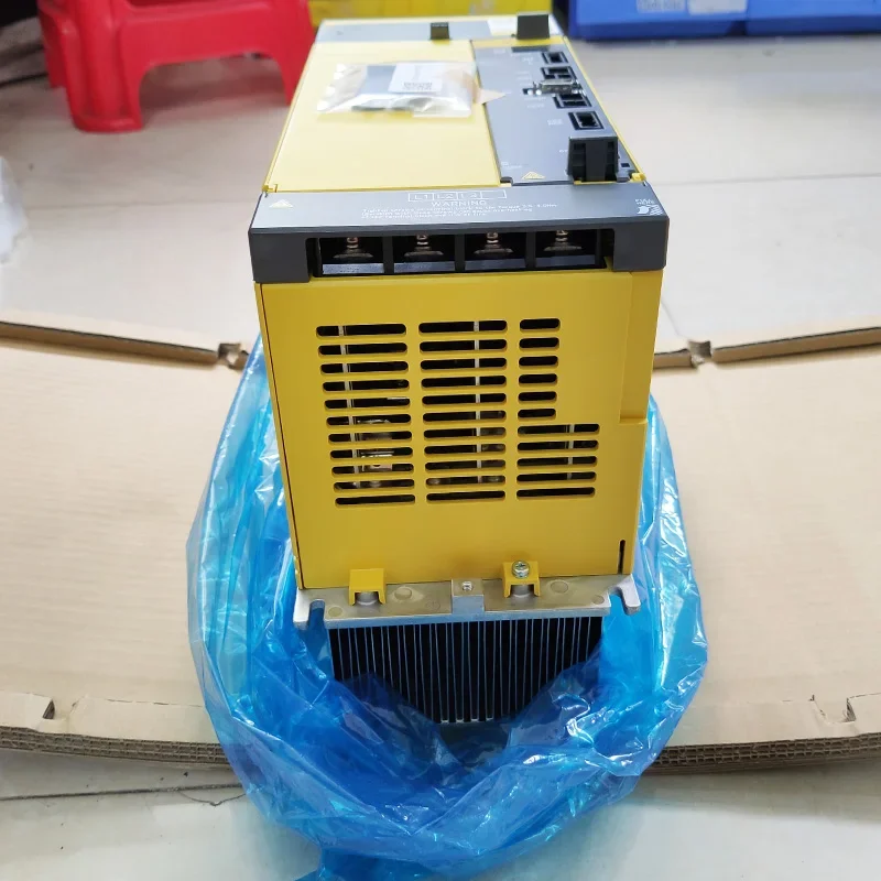 A06B-6200-H030 αiPS 30-B FANUC servo amplifier for CNC Controller