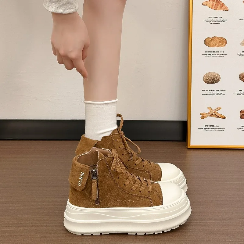 2026 Early Autumn New Fashionable Temperament Thick Soled Sponge Cake Women High Top Versatile Lace Up Height Casual Board Shoes