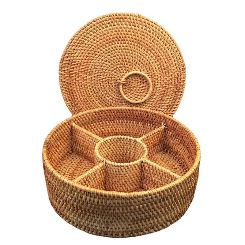 

Natural Rattan Storage Box with Lid, 5 Grid, Handwoven Basket for Candy Nuts and Snacks, Rattan Divider, Jewelry Storage Case