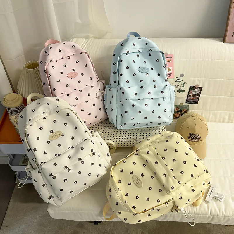 

Fresh Style Backpack for Girls, Suitable for Middle and High School Students, High-Value Campus Backpack, New Floral Simple Styl