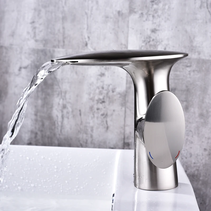 

Black/White/Chrome Waterfall Faucet Special Design Bathroom Basin Faucet Bathroom Basin Mixer Tap wWith Hot and Cold Water Tap