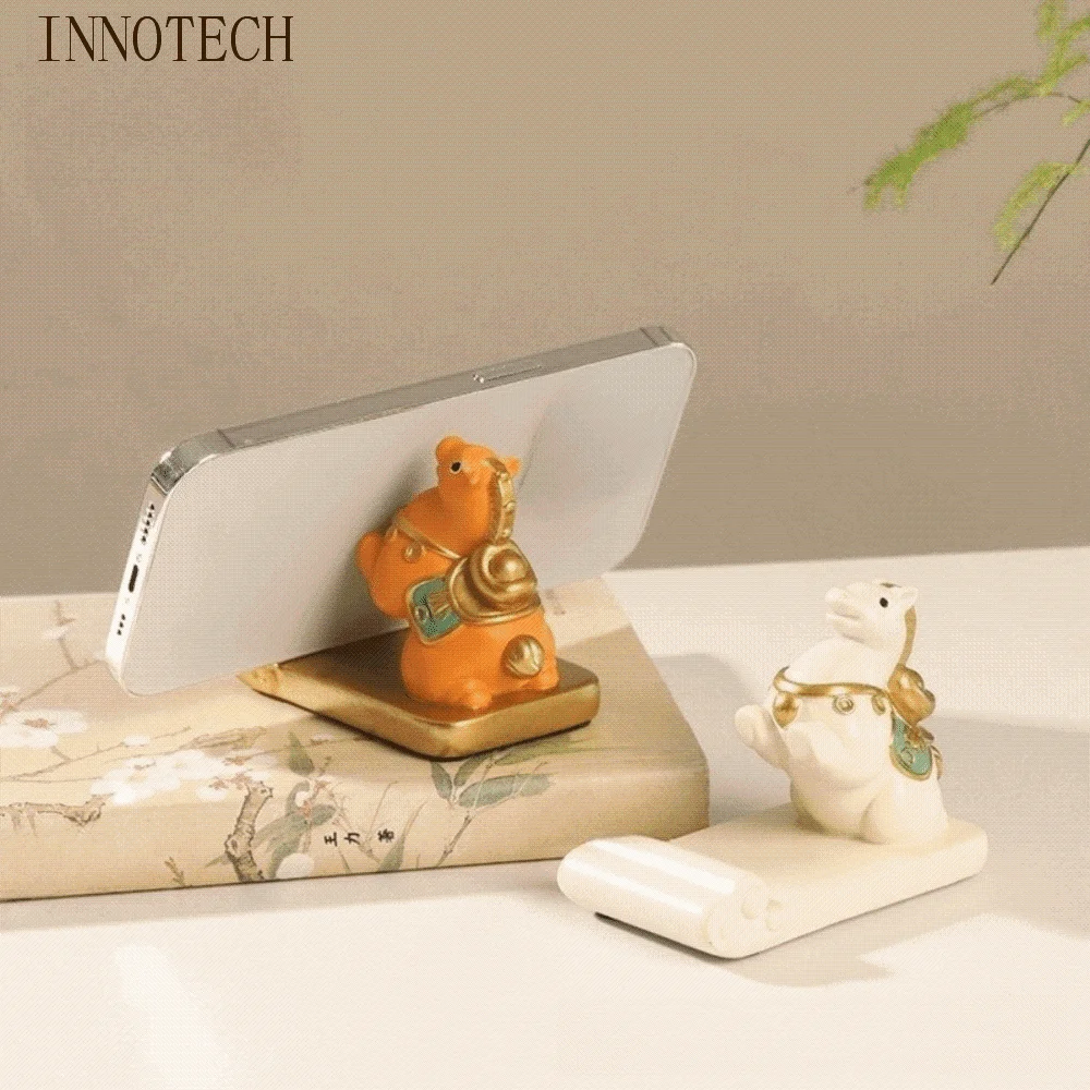 

Лошадь-талисман Зодиак Пони Держатель для телефона Форма пони Маленький орнамент Подставка для мобильного телефона Смола Год лошади Кронштейн для мобильного телефона