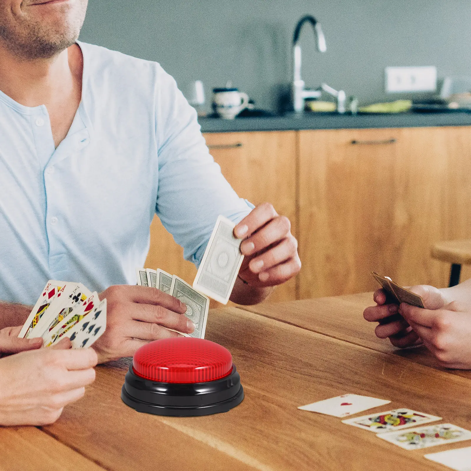 

Пластиковая кнопка-сигнализатор со звуком и светом, реквизит для игр, вечеринок, розыгрышей, фестивалей, офисных соревнований, праздничные принадлежности