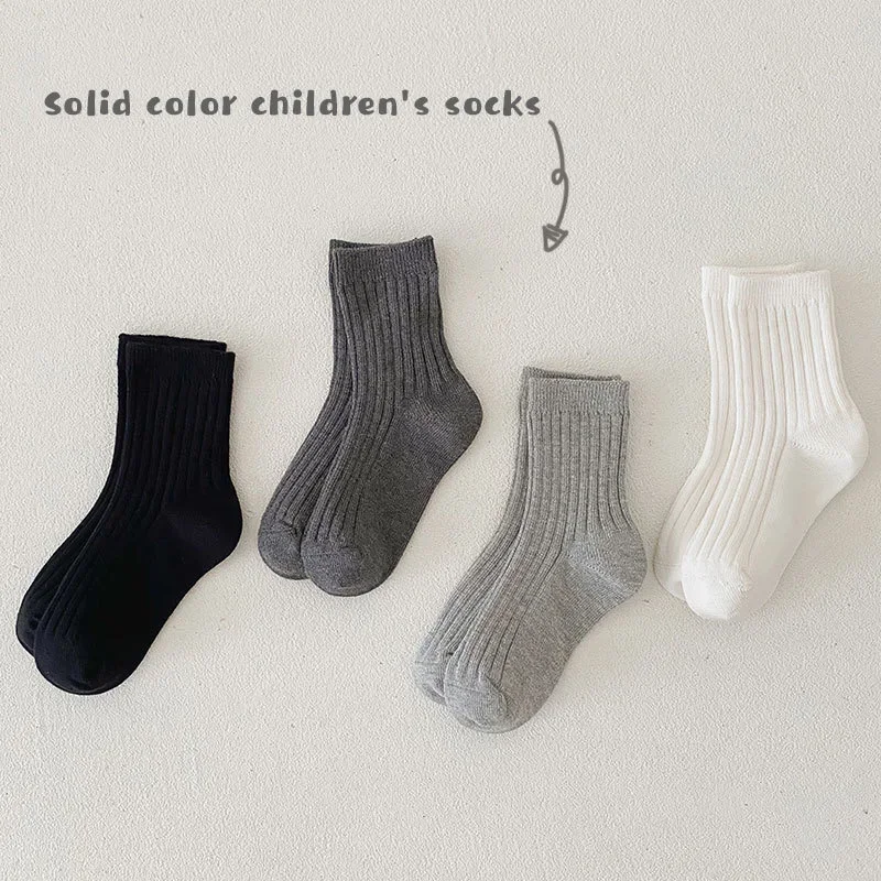 

4 Pairs of Solid Color Children's Boys' Sports Socks Selected Fabric High Resilience Cotton Comfortable for Children Boys