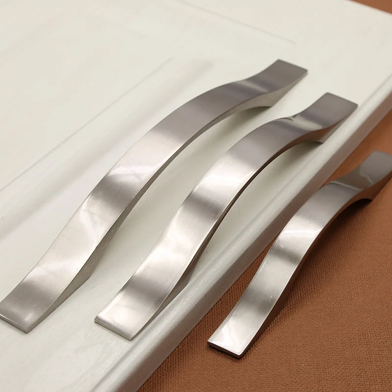 10 Uds. Cajones de gabinete cepillados de níquel curvo, simplicidad moderna europea, puertas de gabinete, manijas de herrajes para muebles de aleación de aluminio