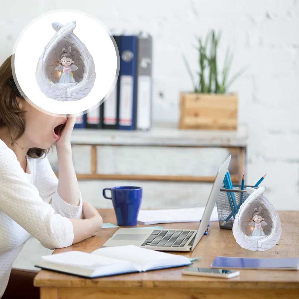 

Charming Heart Light Cartoon Bedroom Table Lamp Resin Ornament Unique Warm Atmosphere Decor Lamp Night Light