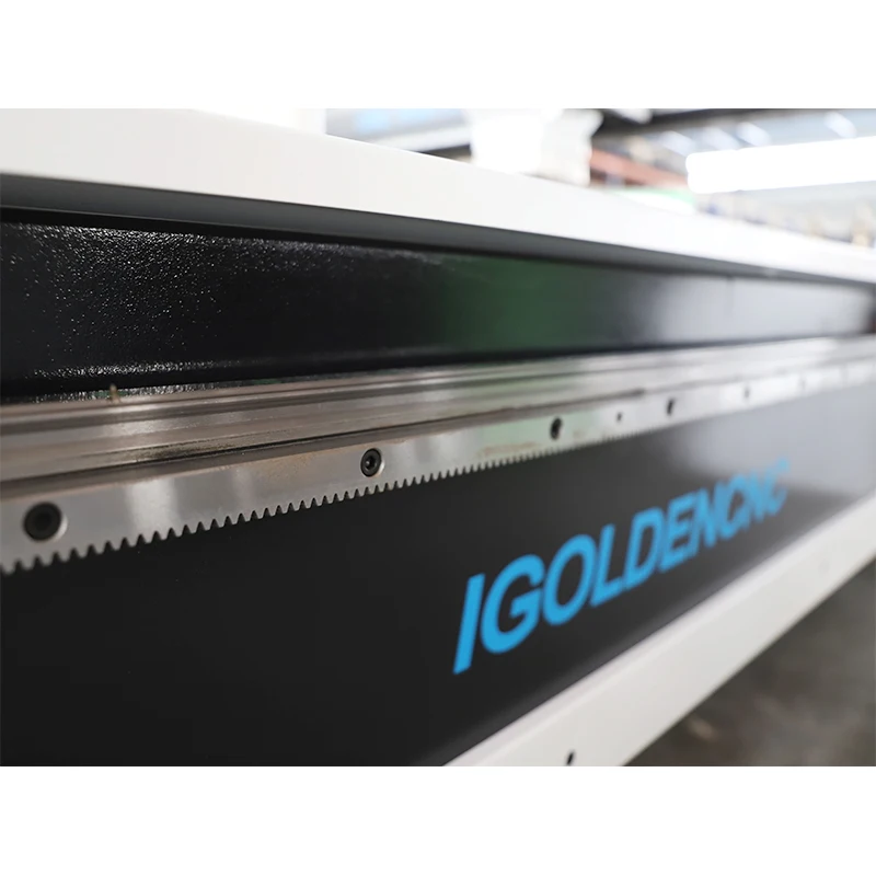 Woodworking CNC engraving machine 3D engraving machine with direct discharge and tool change