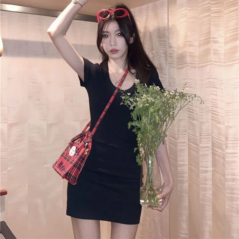 Pure Desire Wind Sweet Spicy Girl U-hals Korte Mouwen Tas Hippe Rok Dames Zomer Stijl Show Body T-shirt Jurk Strakke Rok