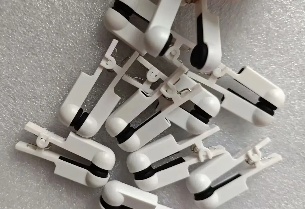 

2pcs/4pcs New white Double -sided Silicone Electrode Clips Adapter for Use with Tens EMS Machines Vns Wih 2.0mm Pin