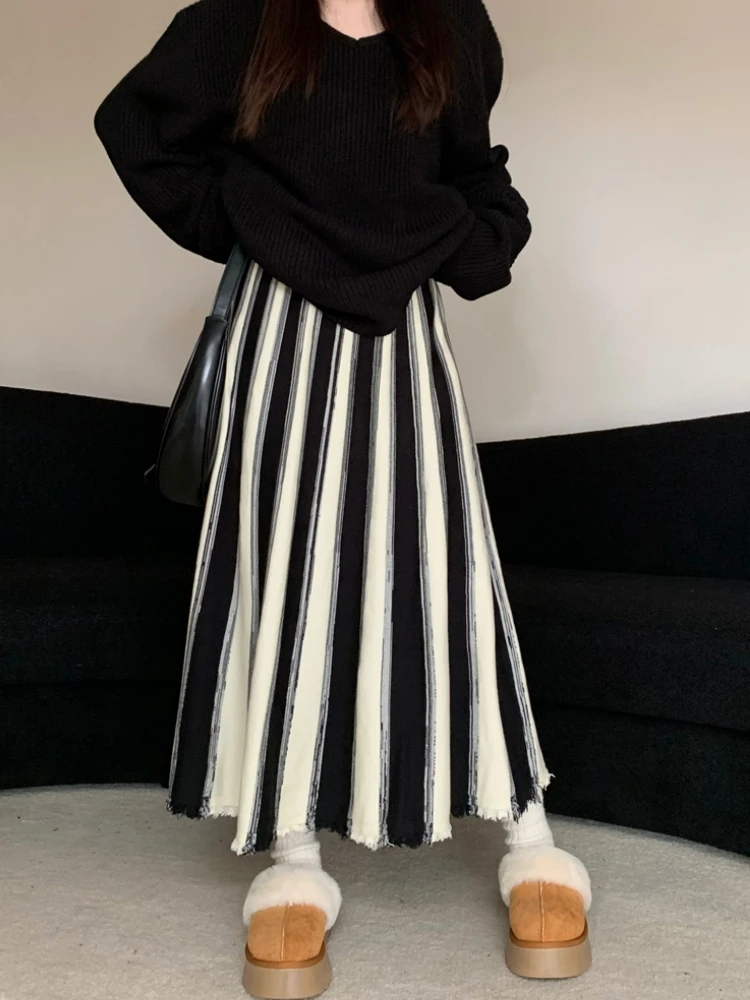 

Qiukichonson Mid Long Knitted Skirt Women Autumn Winter Thick High Waisted Tassel Vintage Striped Skirts jupe plissee femme