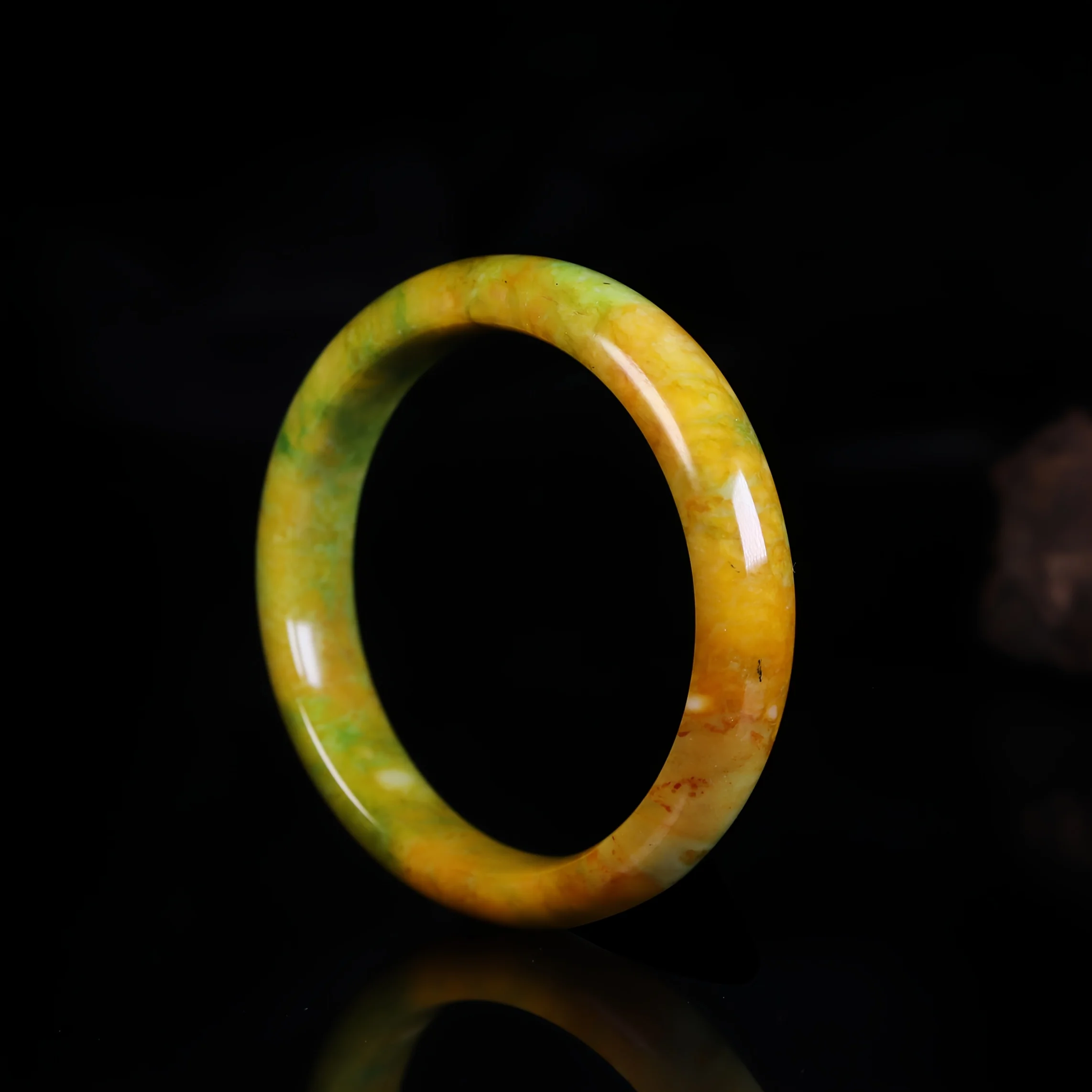 A colorful three-color natural stone bracelet, a bracelet of colorful raw ore Su Ji stone gifts for men and women friends (slight color difference of natural stone is normal. The actual product shall prevail)