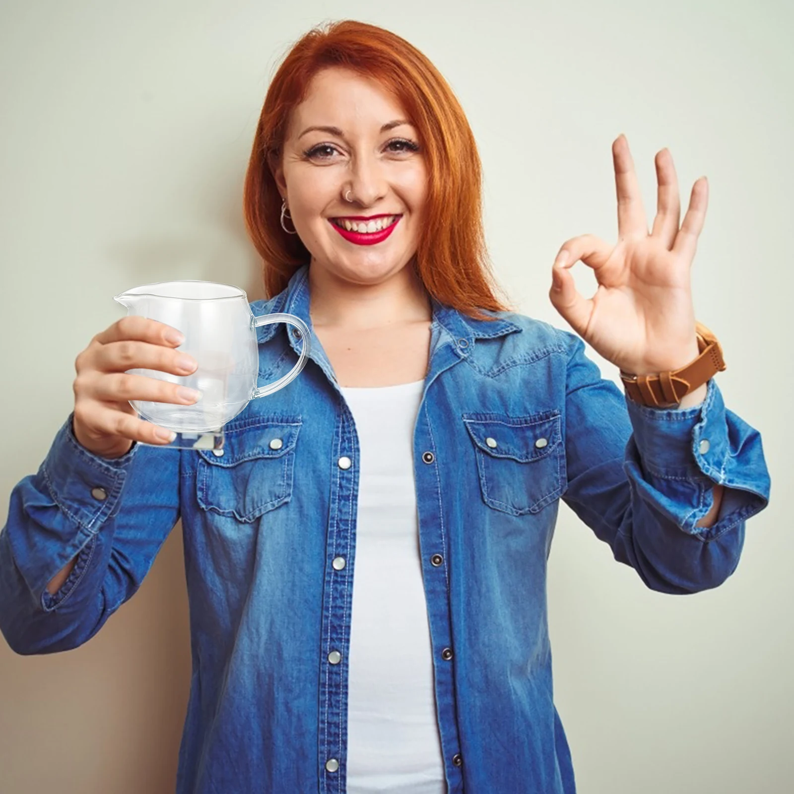 

1Pcs Stylish Glass Tea Distributor Heat Proof Drinking Cup for Hot Tea Cold Water Household Office Use Fine Craftsmanship Modern