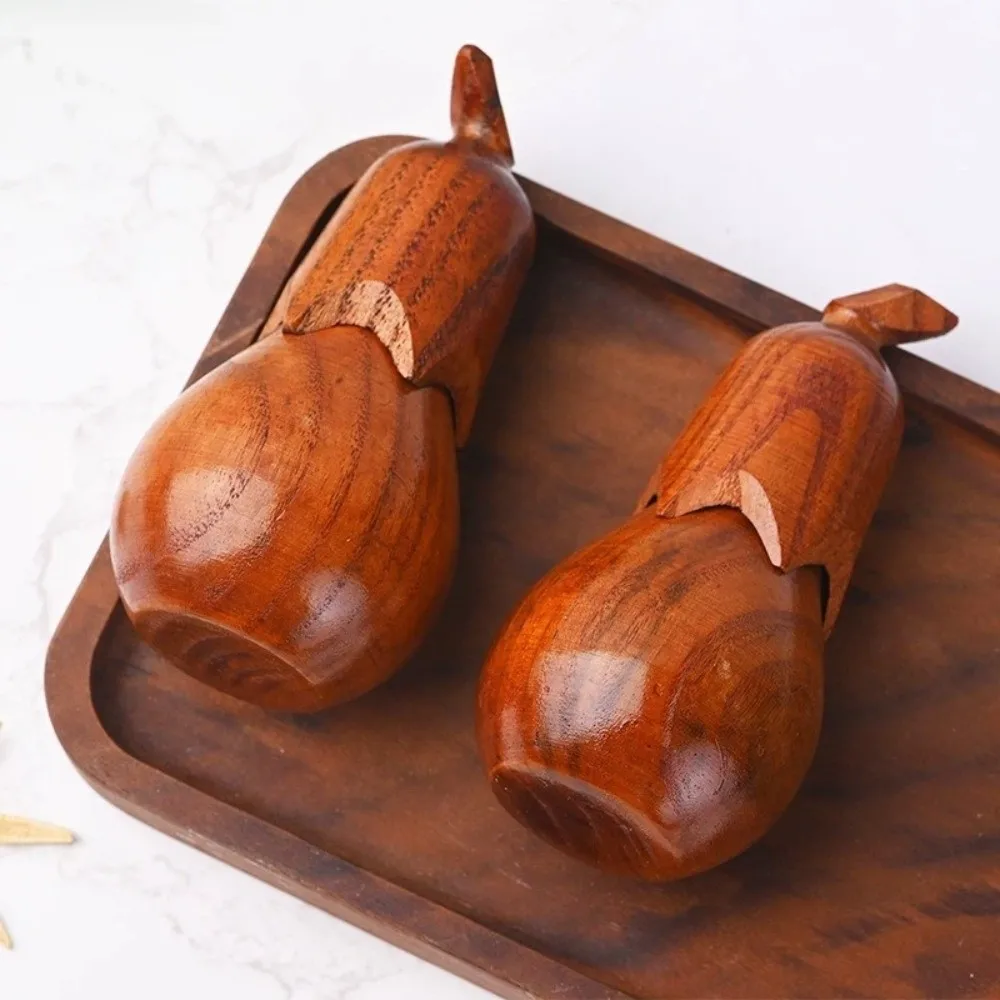 Hand-Carved Eggplant Toothpick Holder Stable Portable Wooden Toothpick Box Simple Toothpick Storage Box Dining Table