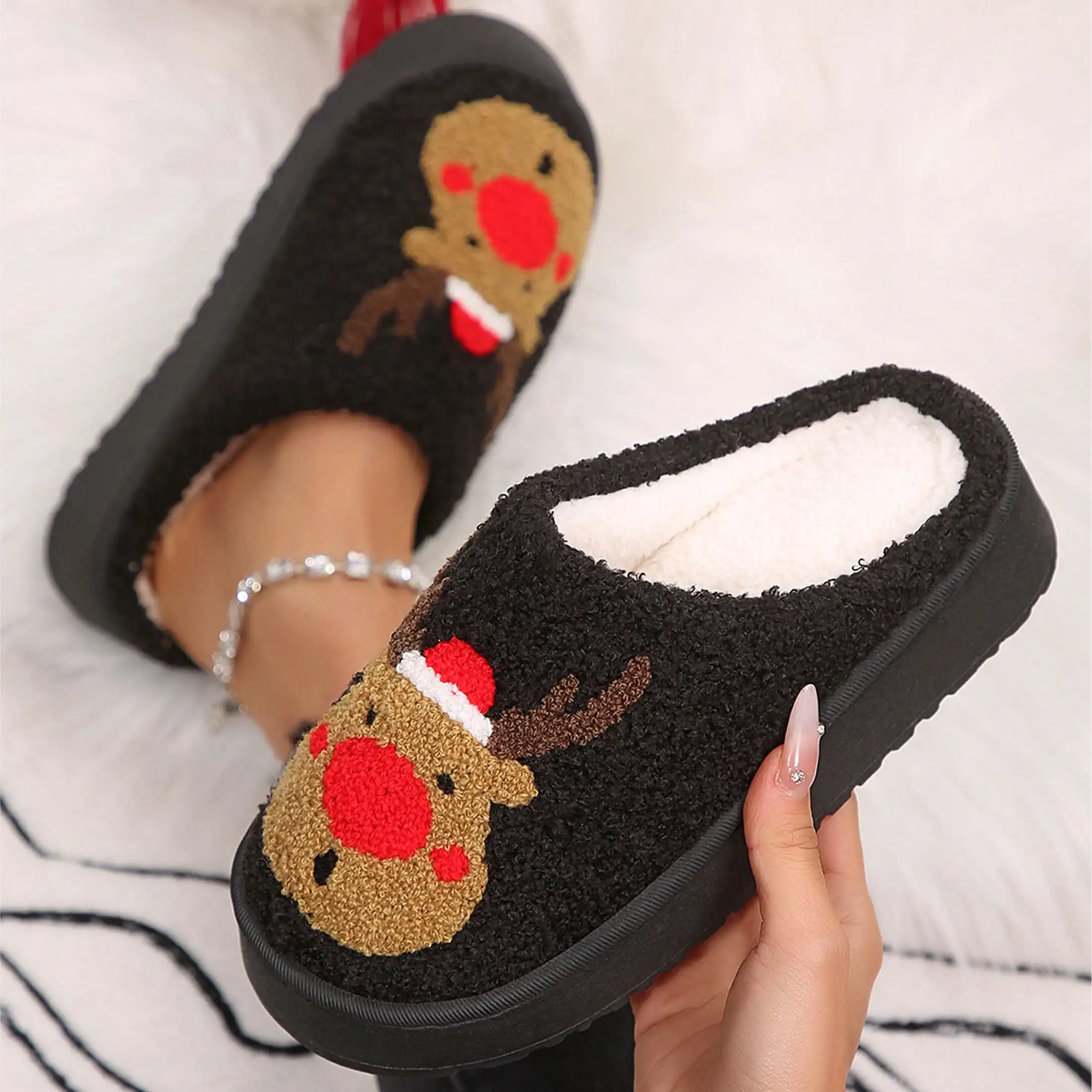 Womens Bedroom House Slippers Christmas Reindeer Embroidery Fluffy Fleece Mule Platform Indoor Winter Warm Comfortable Holiday Shoes SX260819153942075053080