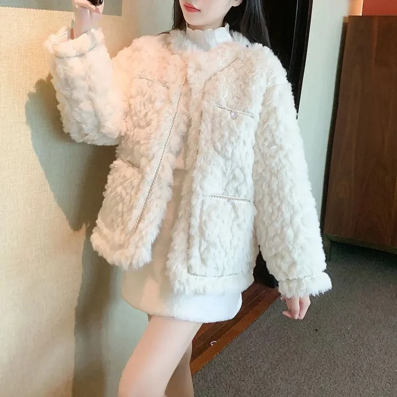 Autumn Winter Lamb Wool Coat Women 2025 New Fleece Thicken Solid Color Outeawer V-Neck Single-Breasted Fashion Female Jacket