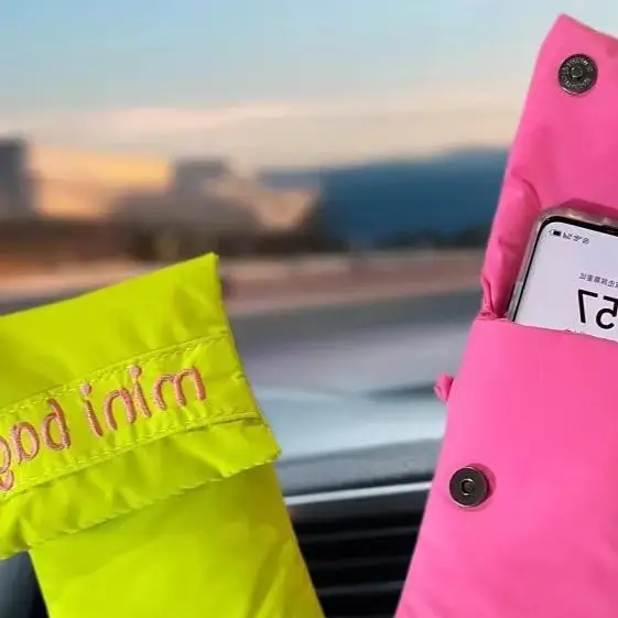 

Trendy Shoulder Bag for Girls: Green and Rose Red Phone Storage with Card Holder