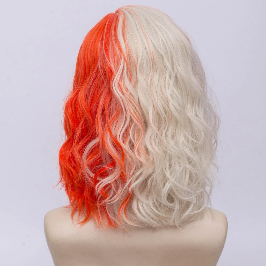 Synthetic Short Wavy Ombre Orange Beige Cosplay Wig Middle Part Line Lolita for Women Heat Resistant Party Daily Use