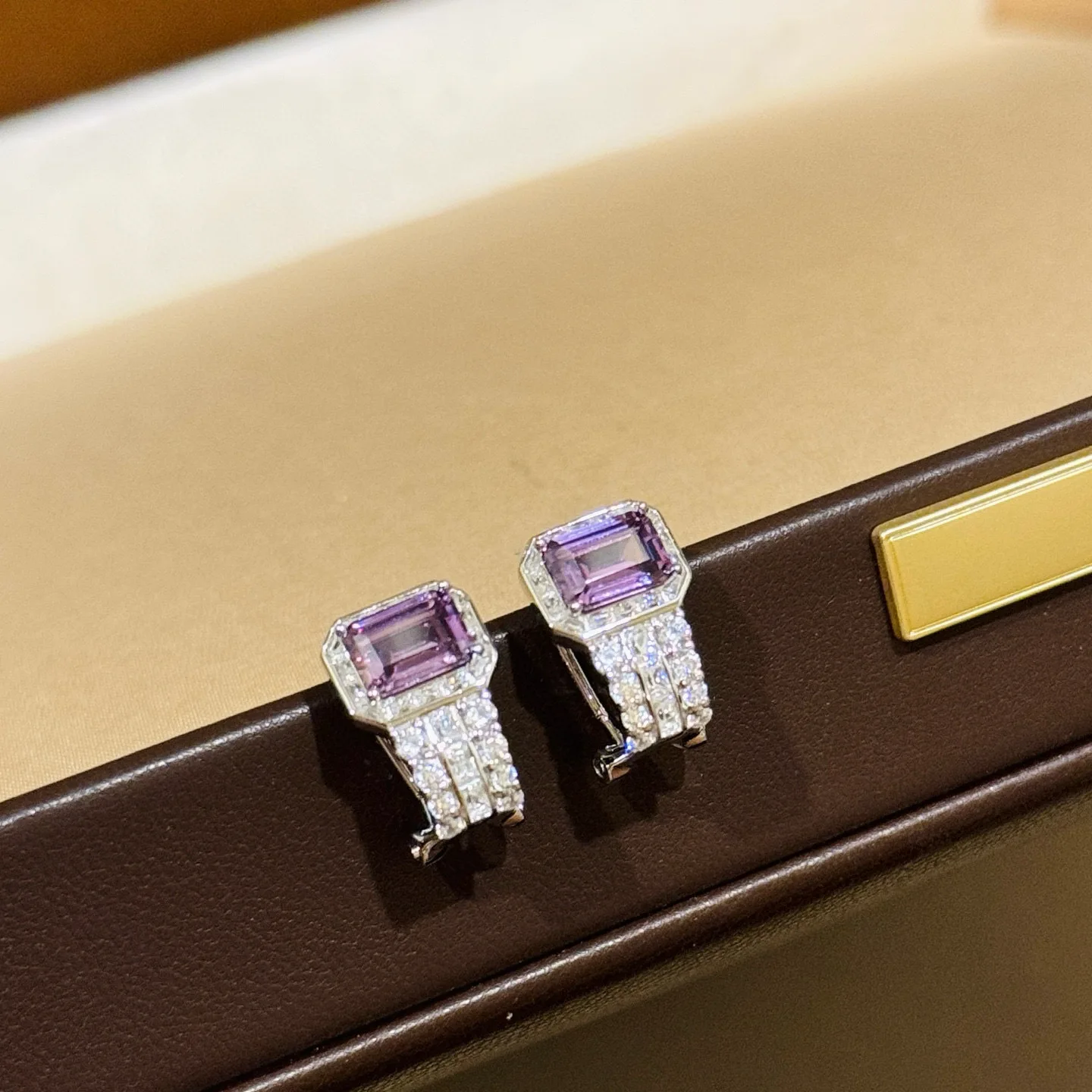 

Серьги-гвоздики из 100% стерлингового серебра 925 пробы с кристаллами циркония AAA и сахарными квадратами для женщин, ювелирные изделия